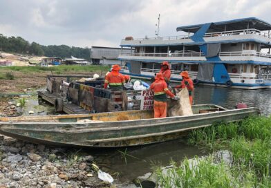 Prefeitura de Manaus garante limpeza diária em balsas, orlas e Marina do Davi