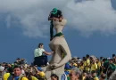 STF condena mulher a 14 anos de prisão por pichar estátua com batom durante atos de 8 de janeiro