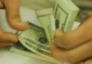 Dólar fecha com leve alta de 0,17%