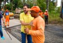 Prefeito Renato Junior fiscaliza serviços no ramal do Brasileirinho e anuncia três semanas de tapa-buracos para recuperar o trecho