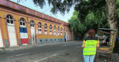 Prefeitura pesquisa volume de tráfego de veículos na rua Ferreira Pena