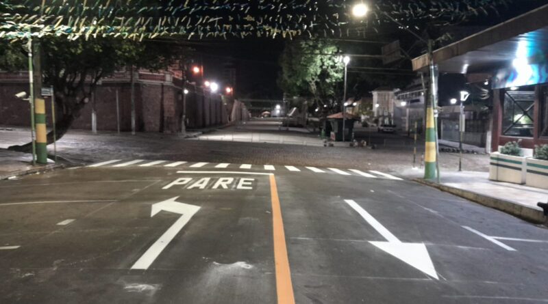 Prefeitura de Manaus implanta mão inglesa na rua José Clemente para reorganizar trânsito no Centro