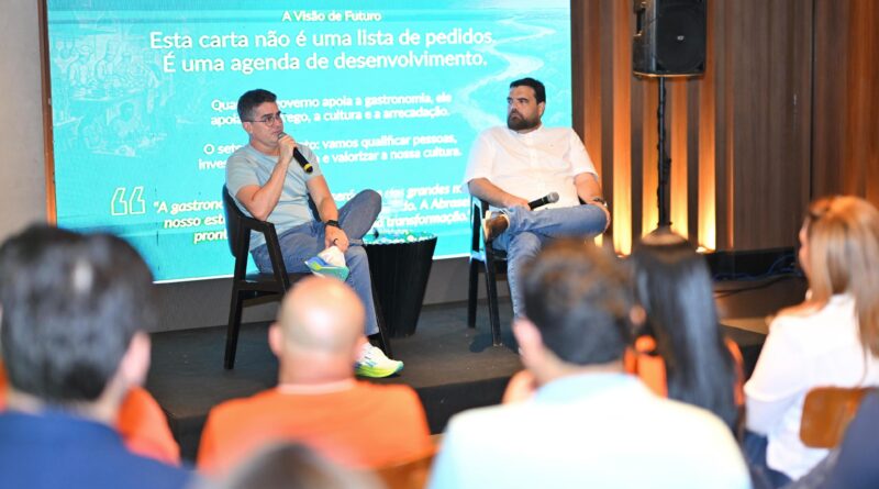 David Almeida propõe Rua 24 Horas e incentivo ao crédito para impulsionar a gastronomia no Amazonas