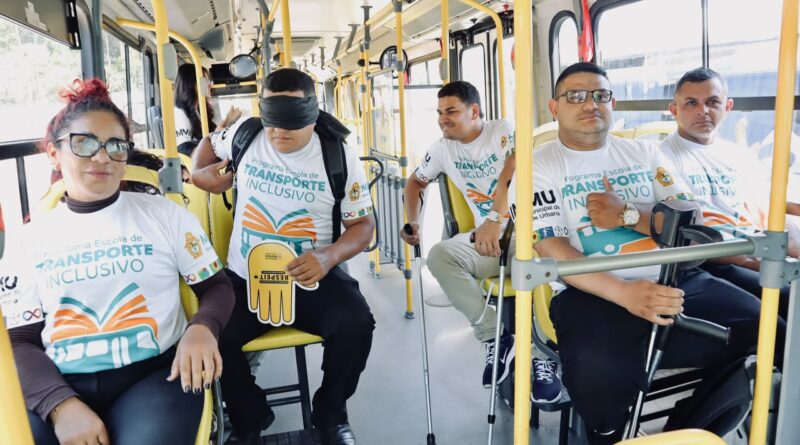 Prefeitura realiza treinamento para motoristas e cobradores sobre atendimento a pessoas com deficiência em Manaus