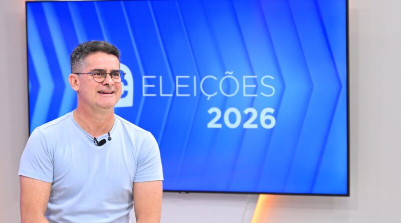 David Almeida quer tornar Passe Livre Estudantil permanente no Amazonas