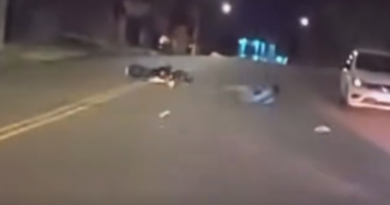 VÍDEO: Motociclista tenta escapar de abordagem da PM e cai durante fuga em Manaus