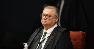 Dino autoriza PF a acessar investigação sobre produtora do Dark Horse