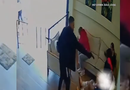 VÍDEO: homem é surpreendido e assassinado a tiros dentro de academia