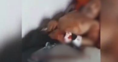 CENA FORTE: filha mata pai a facadas, filma crime e alega abusos na infância