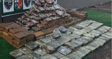 Operação apreende mais 500 kg de drogas avaliados em R$ 10 milhões em balsa no Amazonas
