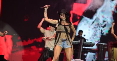 Ana Castela e Léo Santana encerram domingo do ‘#SouManaus’ com multidão, música e muita alegria
