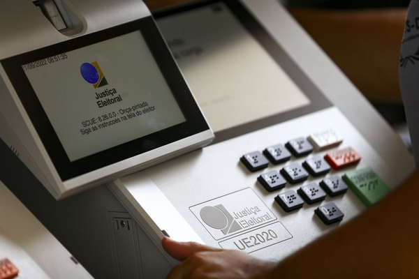 Eleições 2026: veja como avaliar candidatos antes de votar